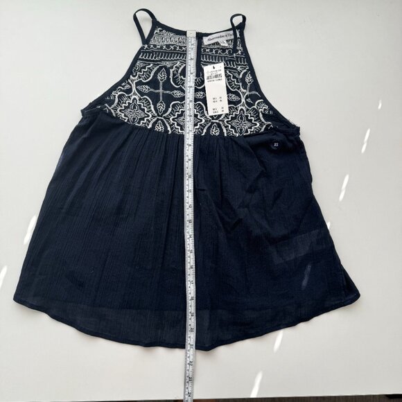 Abercrombie and Fitch Women's Bundle - Picture 10 of 12